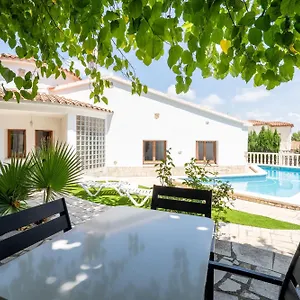 Hauzify I Parc Villa